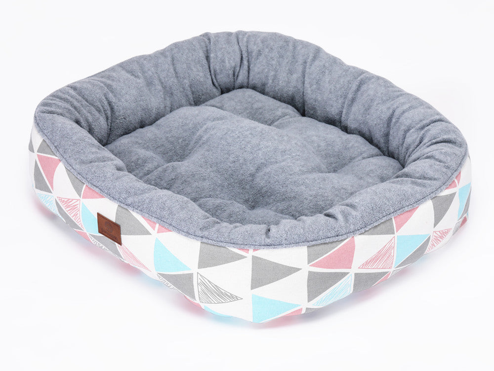 Printed soft and breathable doghouse